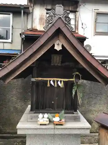 出世稻荷神社の末社