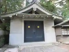 岡崎神社の建物その他