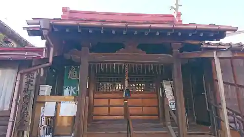 旭稲荷神社の本殿