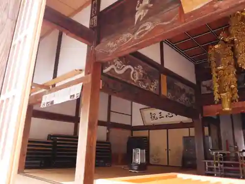 岩角山 岩角寺の本殿・本堂