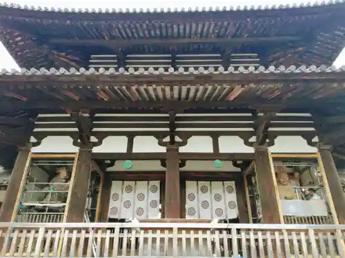 法隆寺の山門・神門