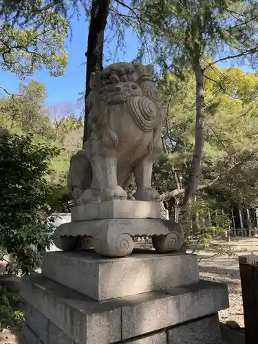 和歌山縣護國神社の狛犬