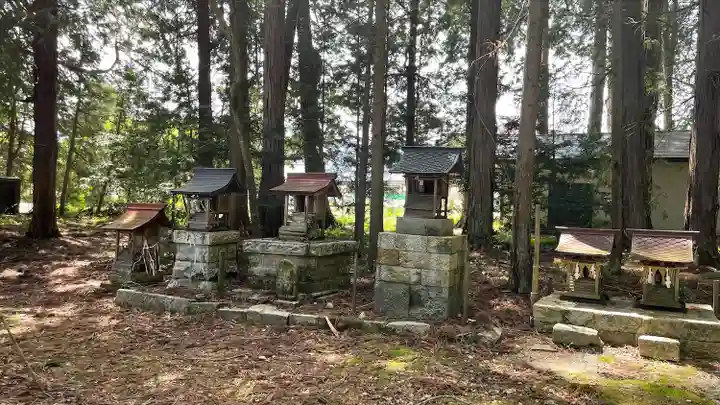 若一王子神社の末社・摂社