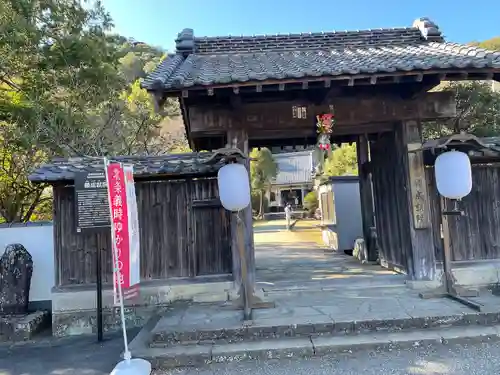 願成就院の山門・神門