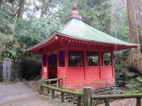 目の霊山　油山寺の末社