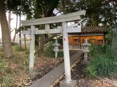 左馬社の末社・摂社