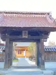 長泉寺の山門