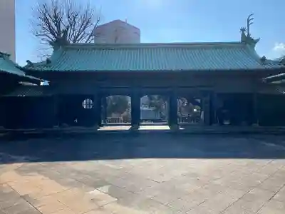 湯島聖堂の山門・神門