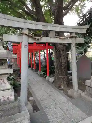 千種稲荷神社の鳥居