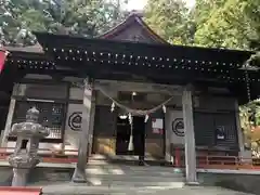 晴山稲荷神社の本殿