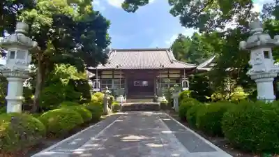 富士山久遠寺の本殿・本堂
