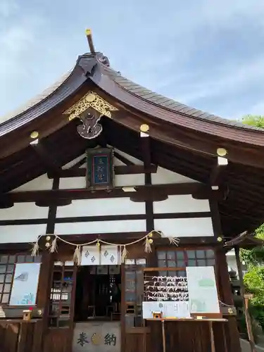 三輪神社の本殿・本堂