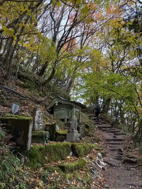 劔山本宮宝蔵石神社(徳島県)