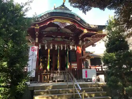 青山熊野神社の本殿