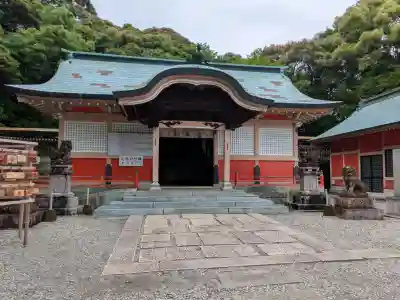 今山八幡宮の{uncategorized: "未分類", other: "その他", undefined: "問題あり", building: "その他建物", grave: "お墓", sacred_gate: "鳥居", guardian: "狛犬", statue: "像", buddha: "仏像", history: "歴史", nature: "自然", garden: "庭園", animal: "動物", pagoda: "塔", temizu: "手水舎", mountain_gate: "山門・神門", sanctuary: "本殿・本堂", subordinate: "末社・摂社", art: "芸術", scenery: "景色", jizo: "地蔵", ema: "絵馬", goshuin: "御朱印", omikuji: "おみくじ", items: "授与品その他", amulet: "お守り", goshuincho: "御朱印帳", eats: "食事", festival: "お祭り", votive_dance: "神楽", shichigosan: "七五三参", wedding: "結婚式", experience: "体験その他", initially: "初詣", around: "周辺", anti_infection: "感染症対策"}