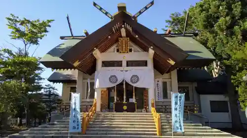 烈々布神社の本殿・本堂