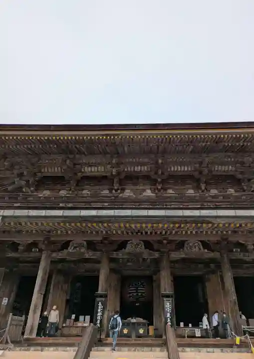 金峯山寺の本殿・本堂