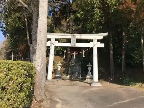 八幡神社の鳥居