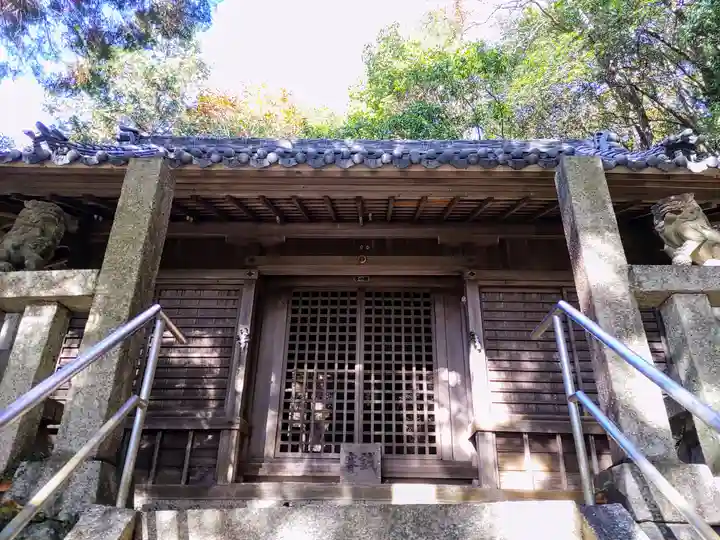 栗栖神社の本殿・本堂