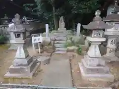 日吉神社の末社