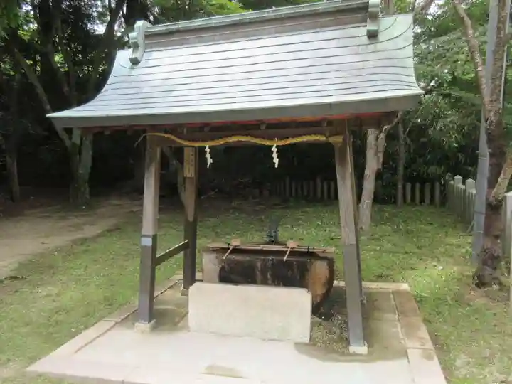 湯泉神社の手水舎