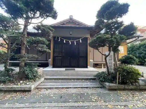 磯神社の{uncategorized: "未分類", other: "その他", undefined: "問題あり", building: "その他建物", grave: "お墓", sacred_gate: "鳥居", guardian: "狛犬", statue: "像", buddha: "仏像", history: "歴史", nature: "自然", garden: "庭園", animal: "動物", pagoda: "塔", temizu: "手水舎", mountain_gate: "山門・神門", sanctuary: "本殿・本堂", subordinate: "末社・摂社", art: "芸術", scenery: "景色", jizo: "地蔵", ema: "絵馬", goshuin: "御朱印", omikuji: "おみくじ", items: "授与品その他", amulet: "お守り", goshuincho: "御朱印帳", eats: "食事", festival: "お祭り", votive_dance: "神楽", shichigosan: "七五三参", wedding: "結婚式", experience: "体験その他", initially: "初詣", around: "周辺", anti_infection: "感染症対策"}