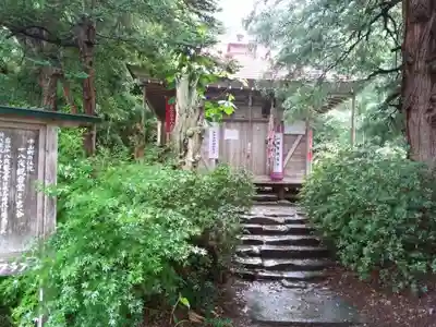 日月寺の本殿・本堂