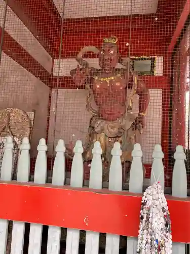 大須観音 （北野山真福寺宝生院）の{uncategorized: "未分類", other: "その他", undefined: "問題あり", building: "その他建物", grave: "お墓", sacred_gate: "鳥居", guardian: "狛犬", statue: "像", buddha: "仏像", history: "歴史", nature: "自然", garden: "庭園", animal: "動物", pagoda: "塔", temizu: "手水舎", mountain_gate: "山門・神門", sanctuary: "本殿・本堂", subordinate: "末社・摂社", art: "芸術", scenery: "景色", jizo: "地蔵", ema: "絵馬", goshuin: "御朱印", omikuji: "おみくじ", items: "授与品その他", amulet: "お守り", goshuincho: "御朱印帳", eats: "食事", festival: "お祭り", votive_dance: "神楽", shichigosan: "七五三参", wedding: "結婚式", experience: "体験その他", initially: "初詣", around: "周辺", anti_infection: "感染症対策"}