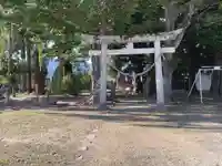 諏訪神社の鳥居