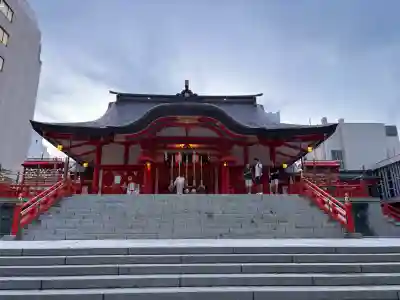 花園神社の{uncategorized: "未分類", other: "その他", undefined: "問題あり", building: "その他建物", grave: "お墓", sacred_gate: "鳥居", guardian: "狛犬", statue: "像", buddha: "仏像", history: "歴史", nature: "自然", garden: "庭園", animal: "動物", pagoda: "塔", temizu: "手水舎", mountain_gate: "山門・神門", sanctuary: "本殿・本堂", subordinate: "末社・摂社", art: "芸術", scenery: "景色", jizo: "地蔵", ema: "絵馬", goshuin: "御朱印", omikuji: "おみくじ", items: "授与品その他", amulet: "お守り", goshuincho: "御朱印帳", eats: "食事", festival: "お祭り", votive_dance: "神楽", shichigosan: "七五三参", wedding: "結婚式", experience: "体験その他", initially: "初詣", around: "周辺", anti_infection: "感染症対策"}