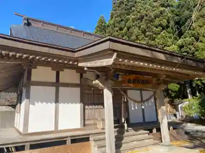 白瀧神社の本殿・本堂