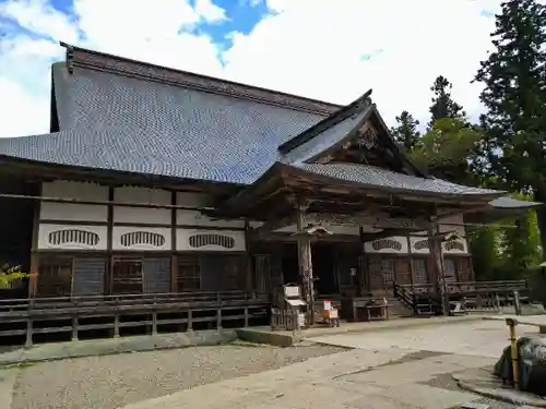 中尊寺の本殿・本堂