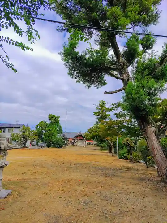 六所社(馬見塚)のその他建物