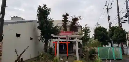 稲荷神社の鳥居