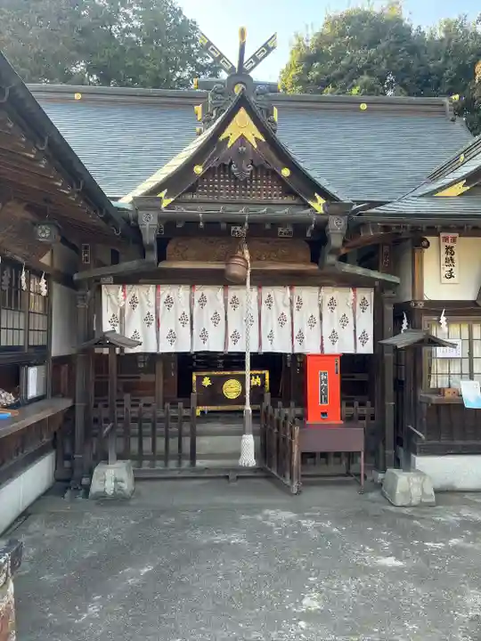 白蛇辨財天の本殿・本堂