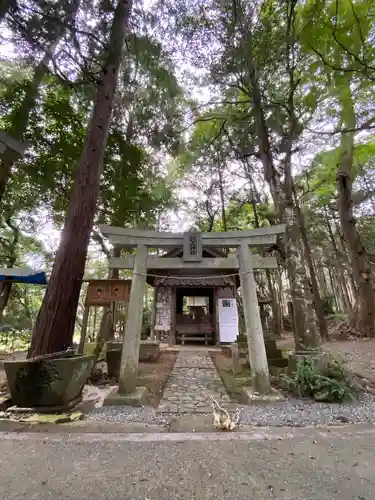 八所神社の末社