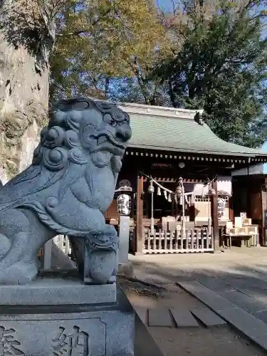 守谷総鎮守 八坂神社の狛犬