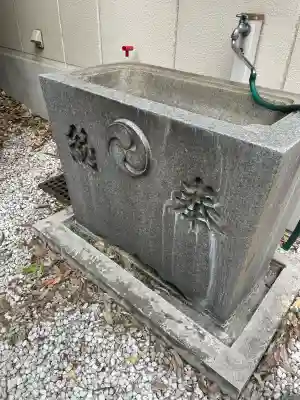 幸久稲荷神社(御穂鹿嶋神社境外社)の{uncategorized: "未分類", other: "その他", undefined: "問題あり", building: "その他建物", grave: "お墓", sacred_gate: "鳥居", guardian: "狛犬", statue: "像", buddha: "仏像", history: "歴史", nature: "自然", garden: "庭園", animal: "動物", pagoda: "塔", temizu: "手水舎", mountain_gate: "山門・神門", sanctuary: "本殿・本堂", subordinate: "末社・摂社", art: "芸術", scenery: "景色", jizo: "地蔵", ema: "絵馬", goshuin: "御朱印", omikuji: "おみくじ", items: "授与品その他", amulet: "お守り", goshuincho: "御朱印帳", eats: "食事", festival: "お祭り", votive_dance: "神楽", shichigosan: "七五三参", wedding: "結婚式", experience: "体験その他", initially: "初詣", around: "周辺", anti_infection: "感染症対策"}