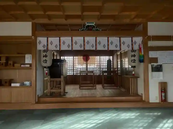 須賀神社の本殿・本堂