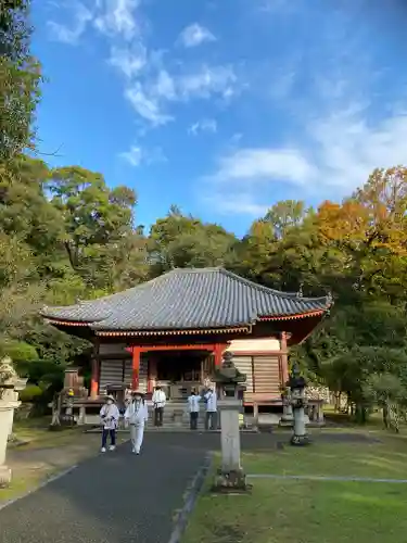 観音寺の本殿