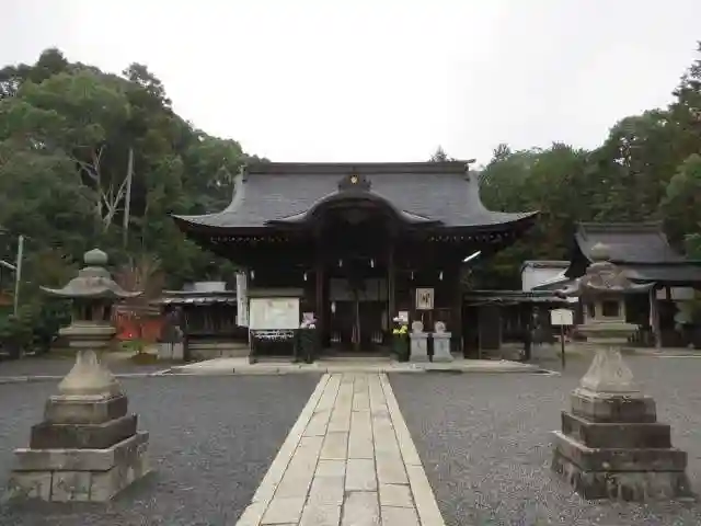 三尾神社の本殿