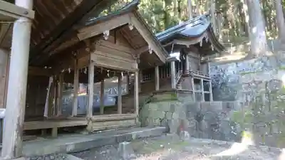 恵那神社の本殿・本堂