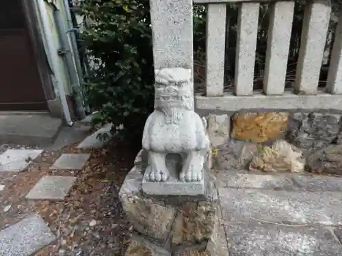 金山神社の狛犬