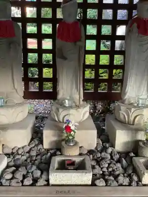 八事山 興正寺の地蔵