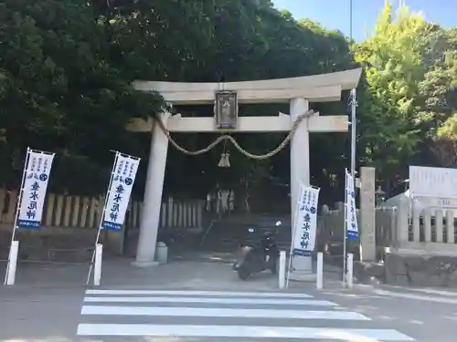 瑞丘八幡神社の鳥居