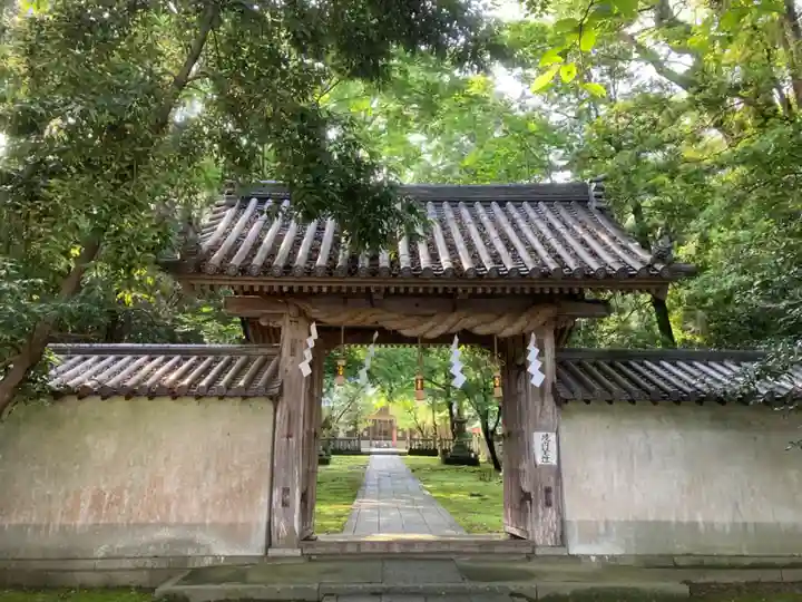 石岡神社の山門・神門