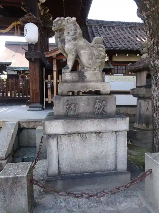 六孫王神社の狛犬