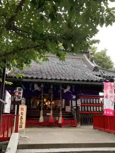 鴻神社の本殿・本堂
