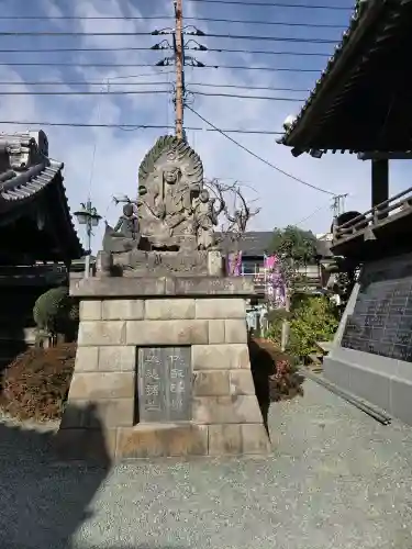 成田山川越別院の{uncategorized: "未分類", other: "その他", undefined: "問題あり", building: "その他建物", grave: "お墓", sacred_gate: "鳥居", guardian: "狛犬", statue: "像", buddha: "仏像", history: "歴史", nature: "自然", garden: "庭園", animal: "動物", pagoda: "塔", temizu: "手水舎", mountain_gate: "山門・神門", sanctuary: "本殿・本堂", subordinate: "末社・摂社", art: "芸術", scenery: "景色", jizo: "地蔵", ema: "絵馬", goshuin: "御朱印", omikuji: "おみくじ", items: "授与品その他", amulet: "お守り", goshuincho: "御朱印帳", eats: "食事", festival: "お祭り", votive_dance: "神楽", shichigosan: "七五三参", wedding: "結婚式", experience: "体験その他", initially: "初詣", around: "周辺", anti_infection: "感染症対策"}