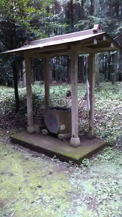 八幡神社の手水舎